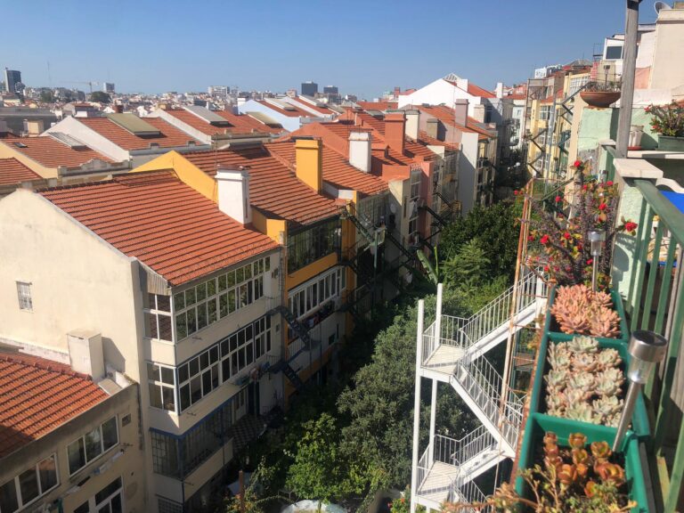 Finding an accommodation in Lisbon